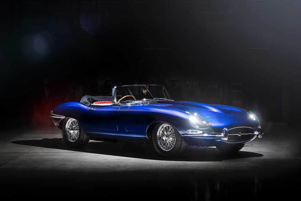 jaguar e-type 1965 hero