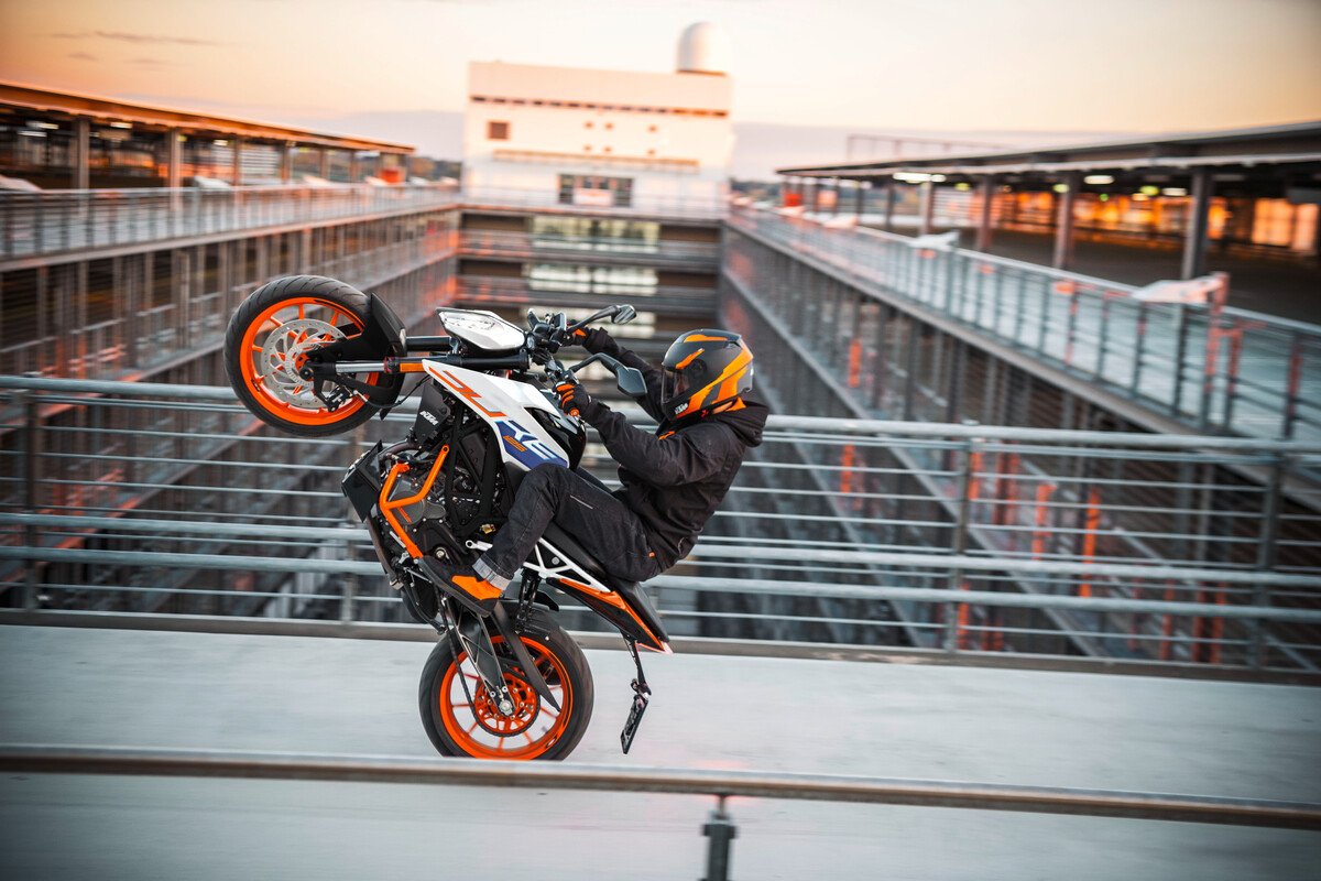 ktm 125 duke 2023