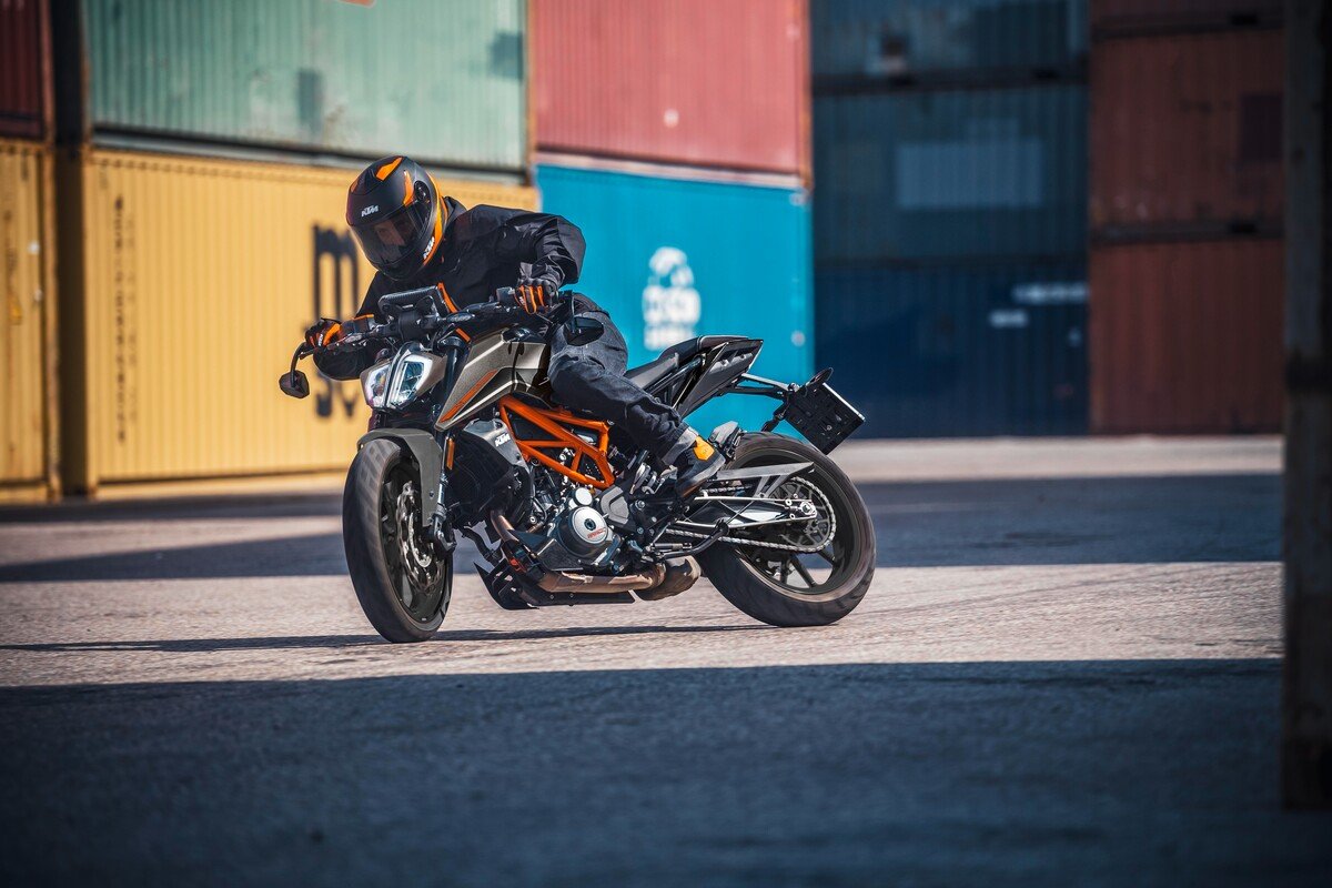 ktm 390 duke 2023