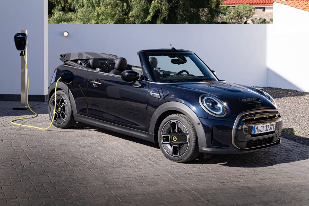 MINI Cooper SE Cabrio