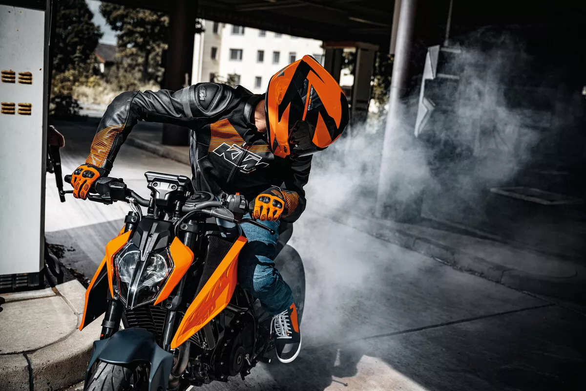 KTM DUKE 2024