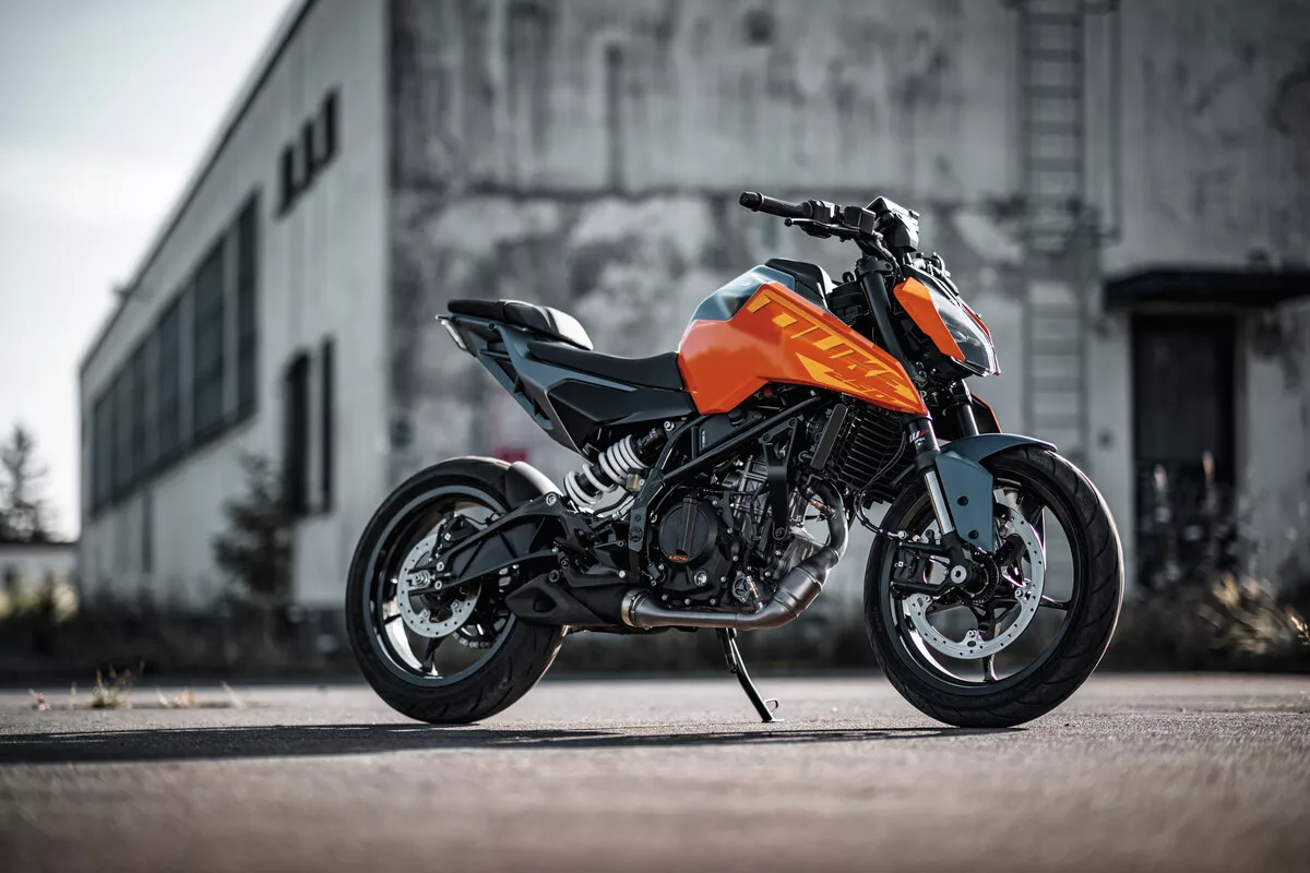 KTM DUKE 2024