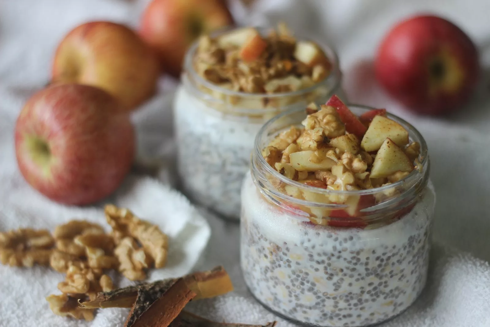 Yogurt & muesli