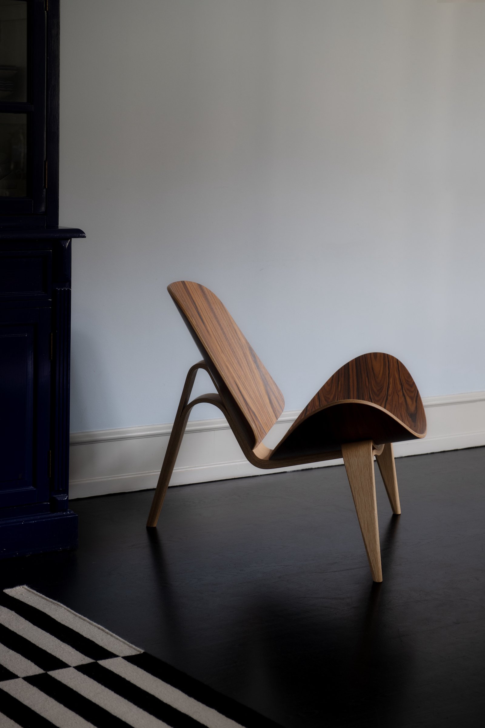 CH07 Shell Chair