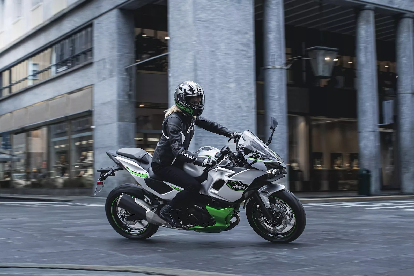 Kawasaki Ninja 7 Hybrid