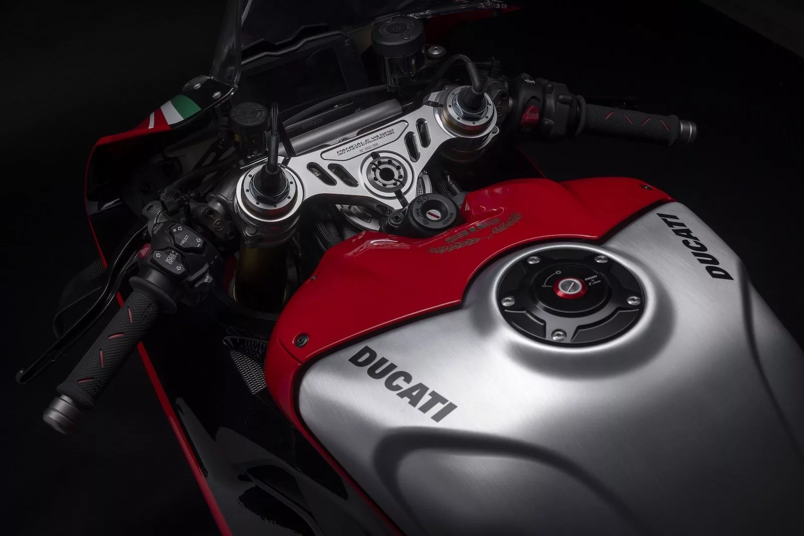 Ducati Panigale V4 SP2 30° Anniversario 916