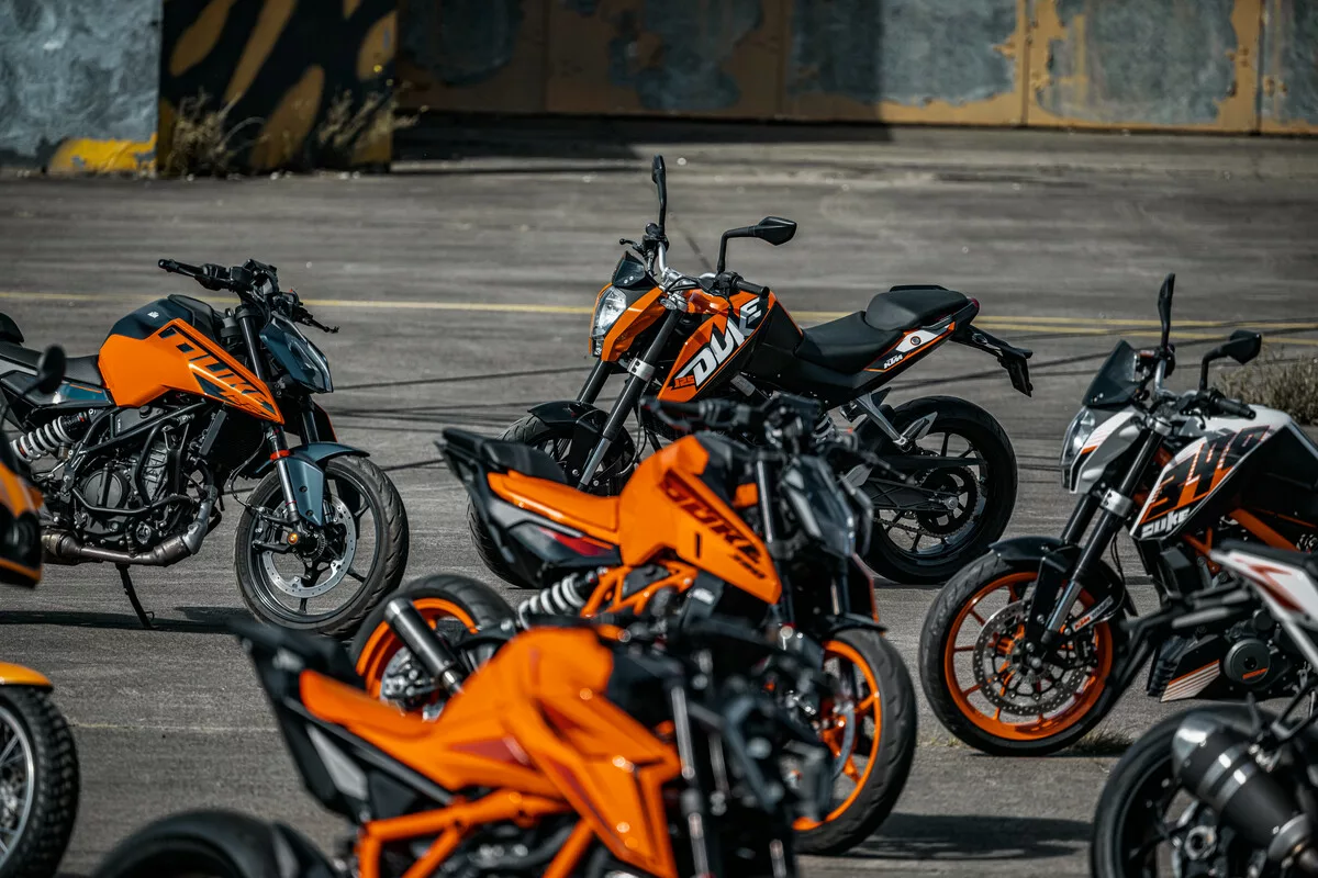 KTM DUKE 30 anni