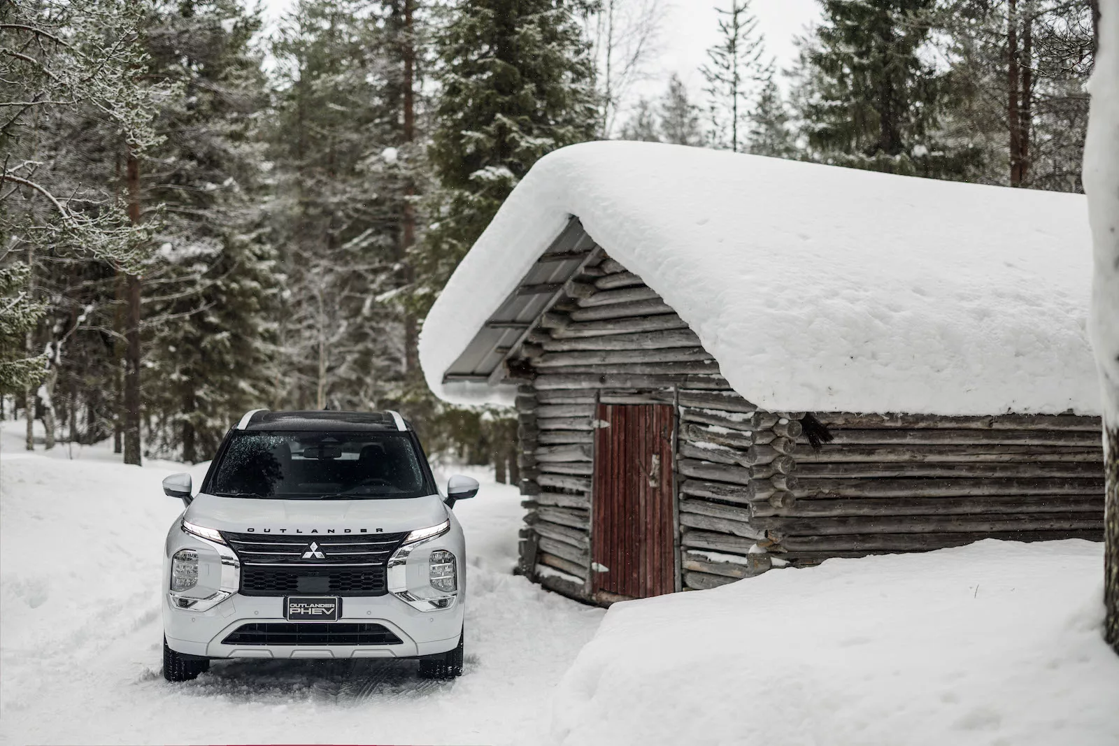 Mitsubishi Outlander PHEV MY25