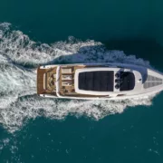 Ferretti Yacht InFYnito 90