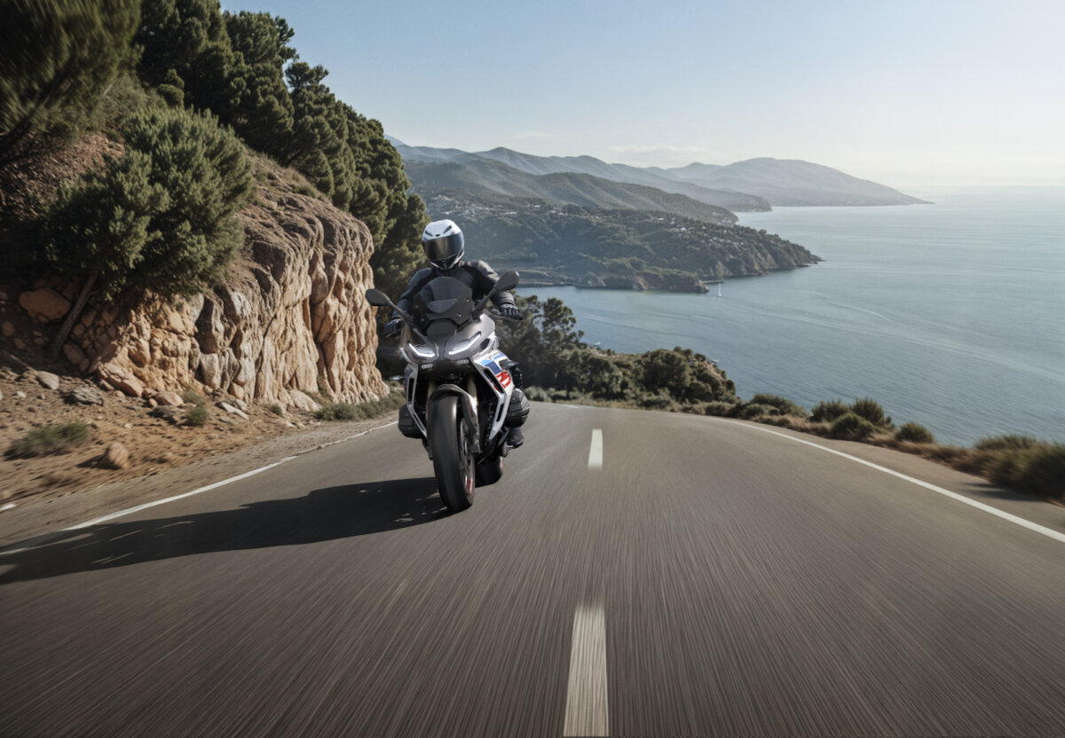 Nuova moto BMW R 1300 RS 2025: sportiva, tecnologica, perfetta sport touring 10 BMW R 1300 RS 2025