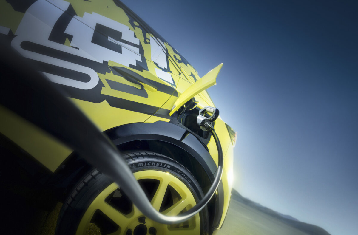 Nuovo Opel Mokka GSE Rally 2025: il futuro dei rally elettrici 4 Opel Mokka GSE Rally 2025