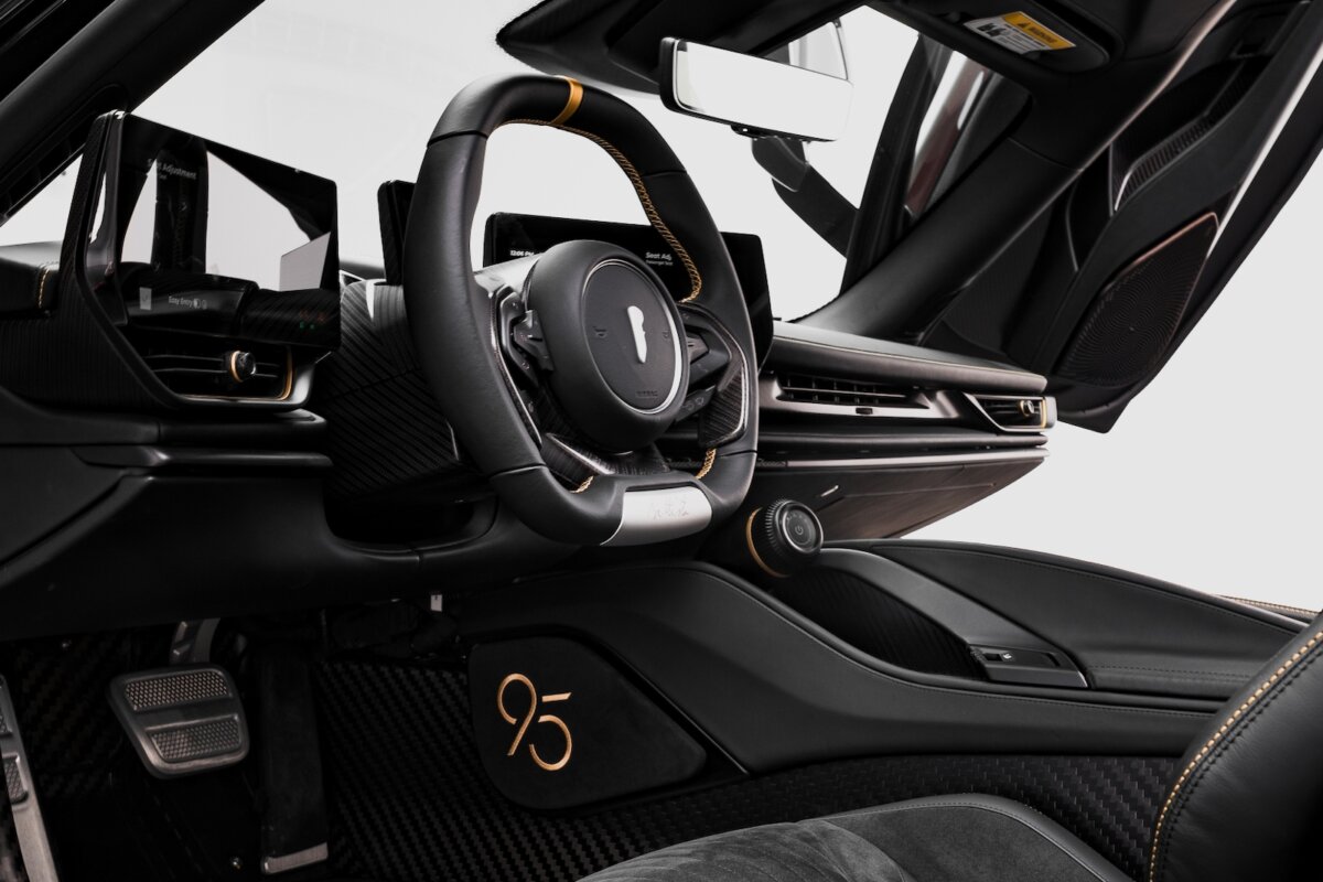 Hypercar Battista Novantacinque: l’omaggio di Pininfarina a 95 anni di design 10 Automobili Pininfarina Battista Novantacinque
