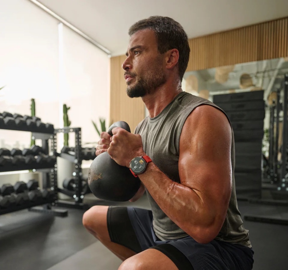 Allenamento più intelligente con il nuovo smartwatch Amazfit Balance 2 e Helio Strap 10 Smartwatch Amazfit Balance 2