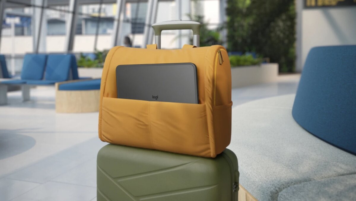Logitech Flip Folio, la custodia per iPad con tastiera smart 16 Custodia iPad tastiera Combo Touch