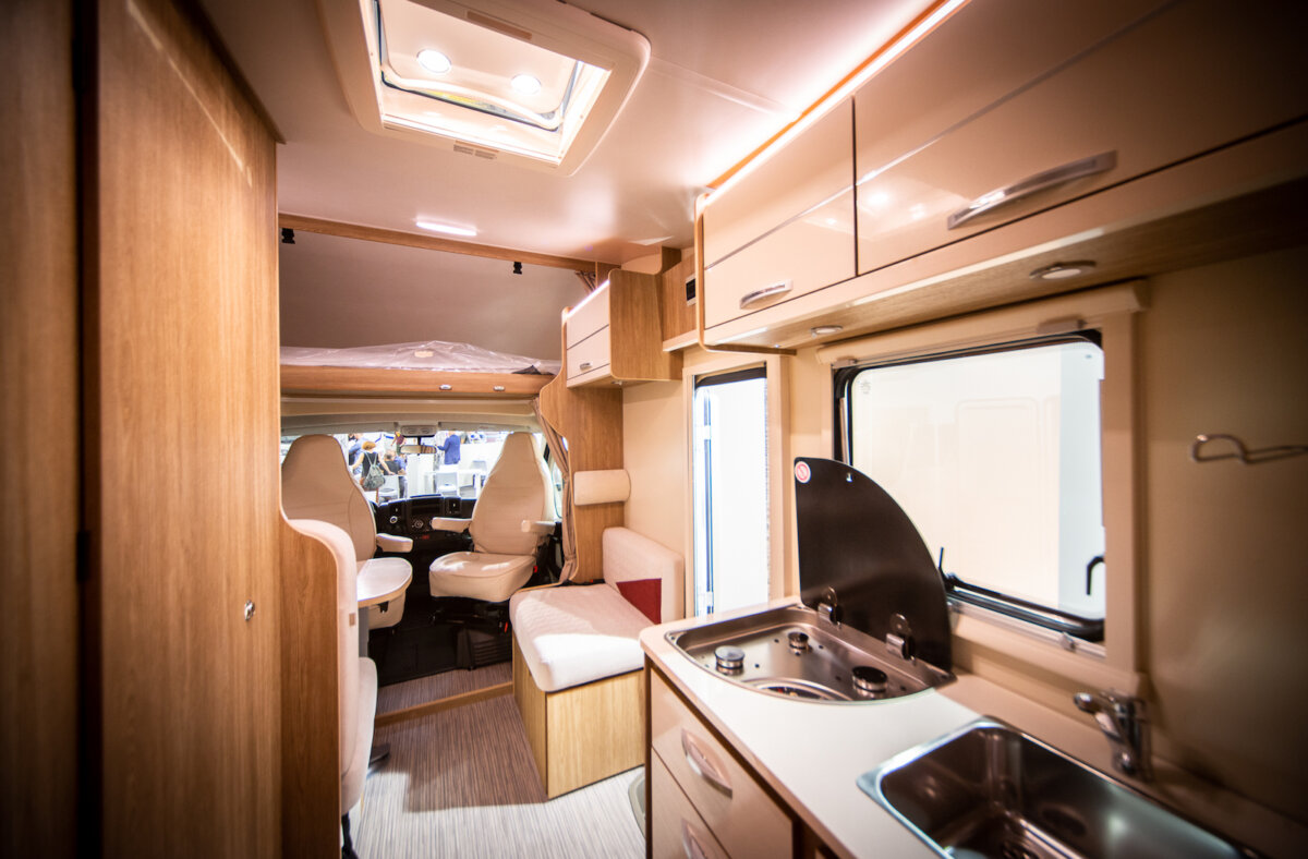 Interno Camper cucina