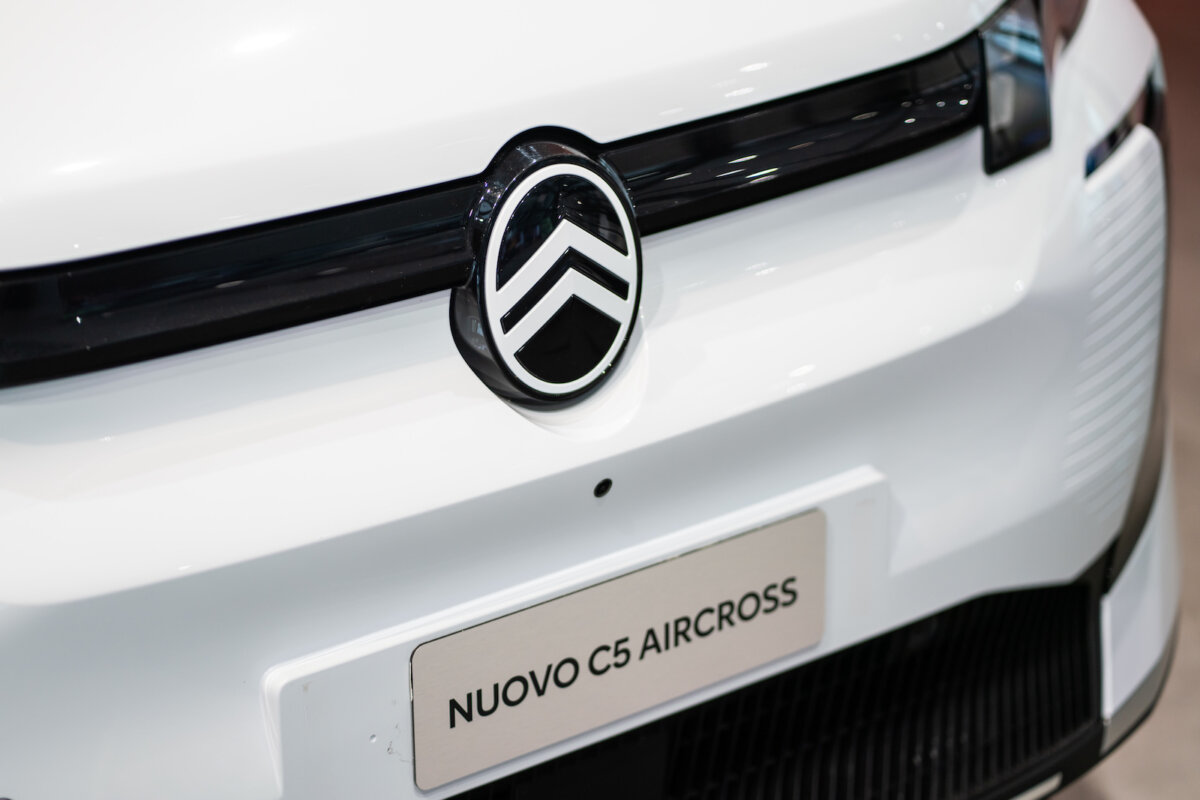 Nuovo Citroën C5 Aircross 2025: spazio SUV, prestazioni e autonomia 9 Nuovo Citroën C5 Aircross 2025