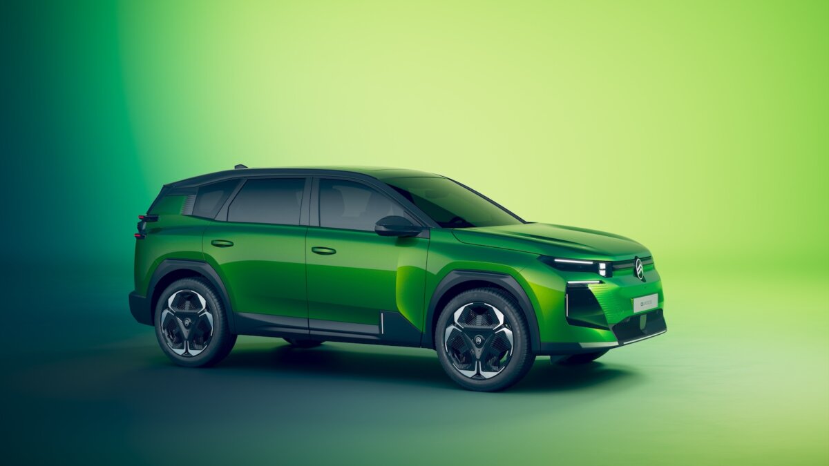 Nuovo Citroën C5 Aircross 2025: spazio SUV, prestazioni e autonomia 8 Nuovo Citroën C5 Aircross 2025