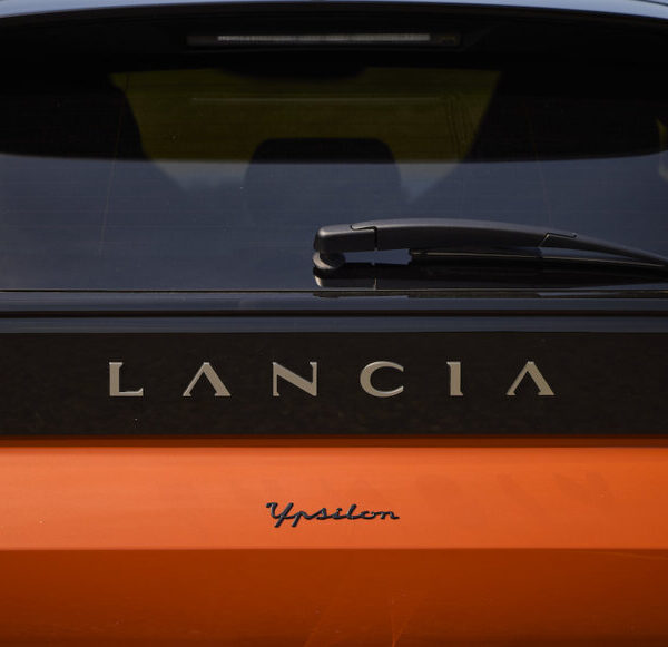 Lancia Ypsilon HF