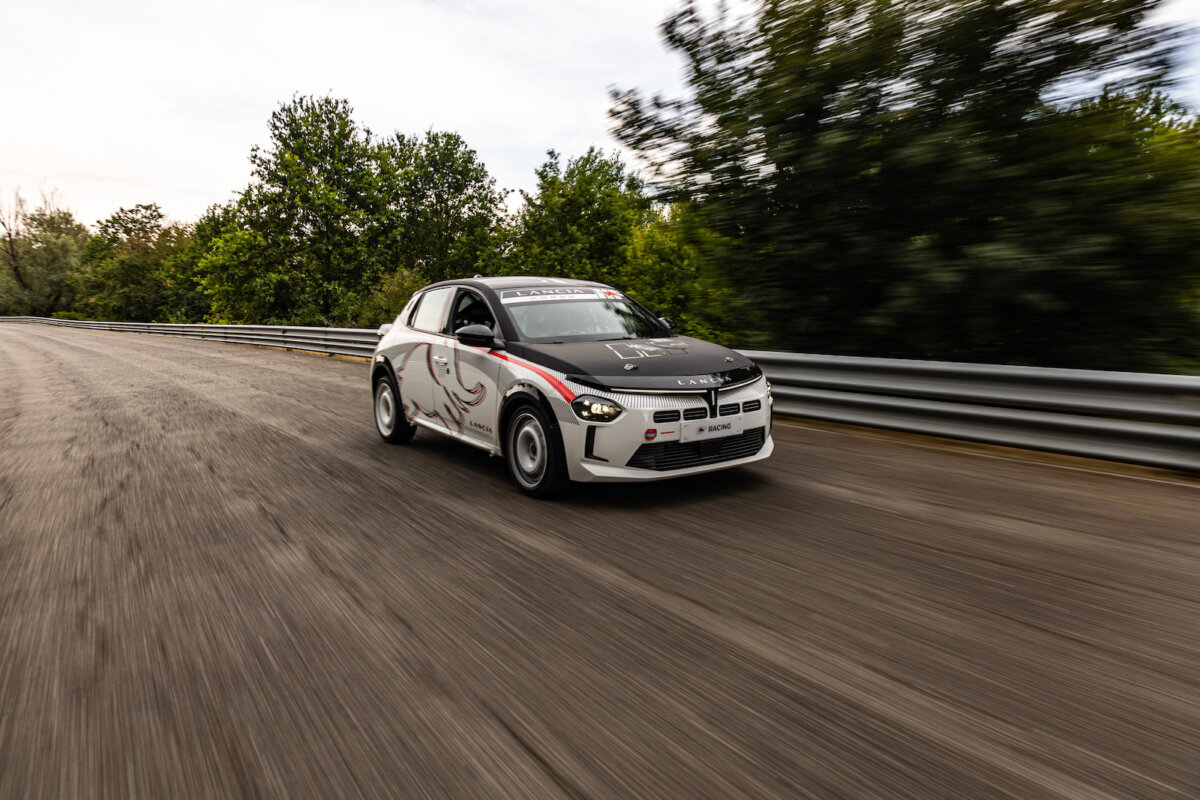 Rally Lancia Ypsilon HF Racing