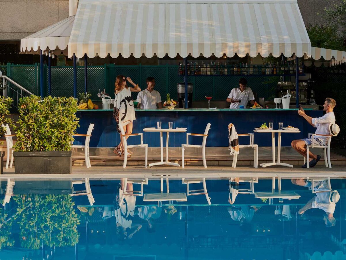 Estate 2025 tra lusso e relax a Le Terrazze Hotel Waldorf Astoria a Roma 11 Piscina Le Terrazze Rome Cavalieri, Hotel Waldorf Astoria a Roma