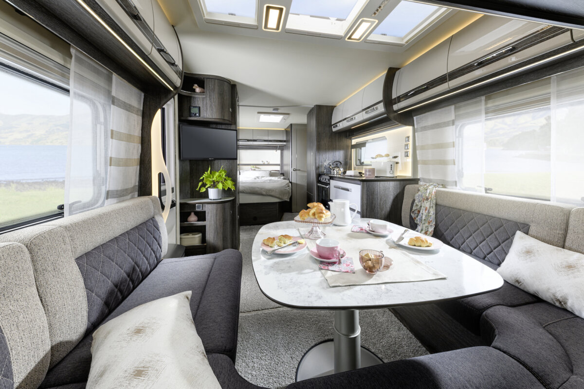 Interno Camper cucina
