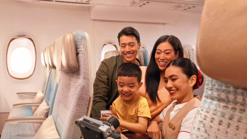 Bambini in aereo
