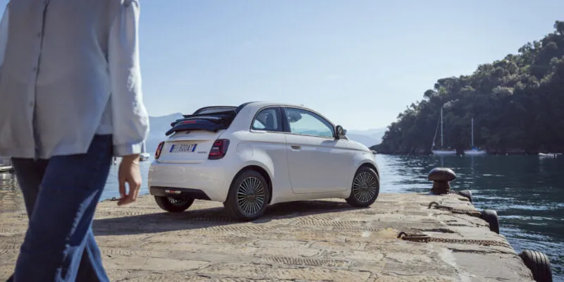 FIAT 500 Hybrid Dolcevita: l'iconica Cabrio in edizione speciale 1 FIAT 500 Hybrid Dolcevita