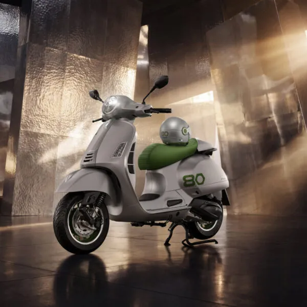 Vespa Edizione Ottantesimo