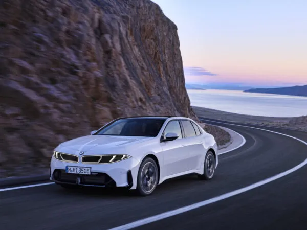 BMW i3 50 xDrive First Edition: la rivoluzione elettrica della Neue Klasse 9 BMW i3 50 xDrive First Edition