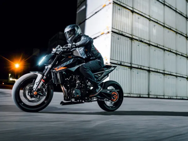 moto KTM 790 Duke 2027