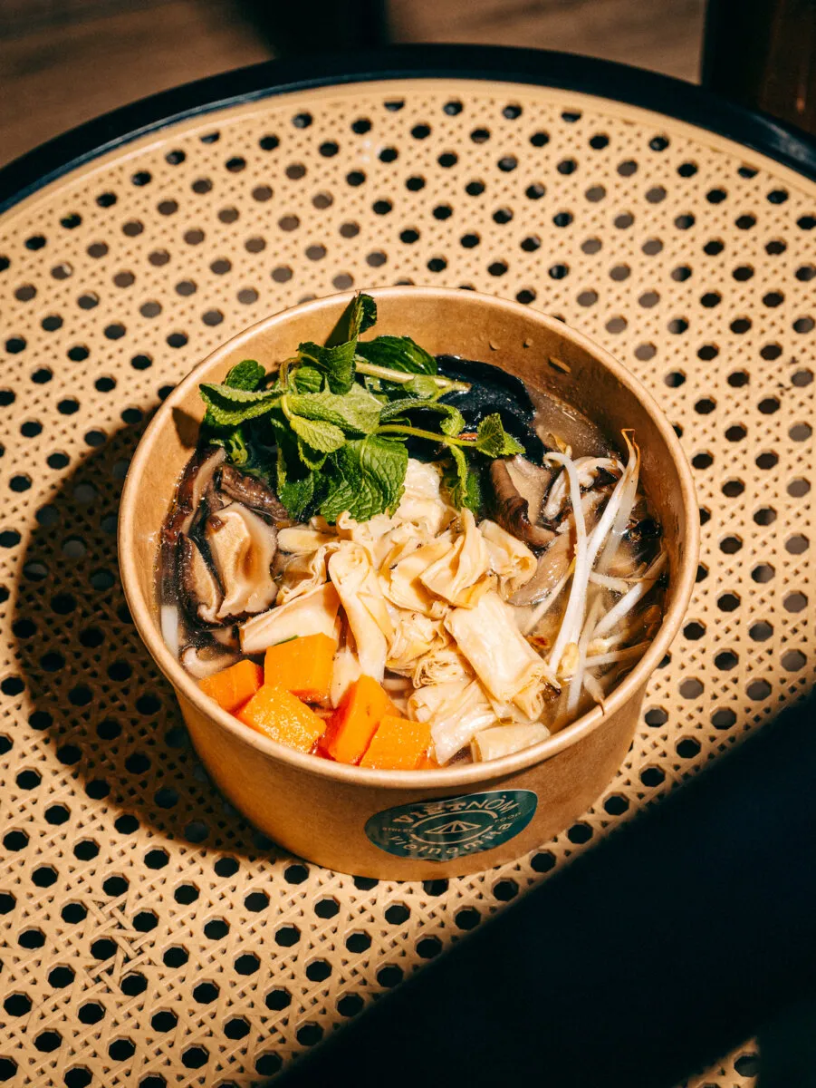 Cucina vietnamita street food al Mercato Trionfale: Vietnom Roma 8 Ristorante VIÊTNÒM Roma