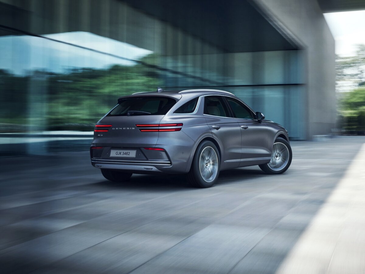 Genesis Electrified GV70