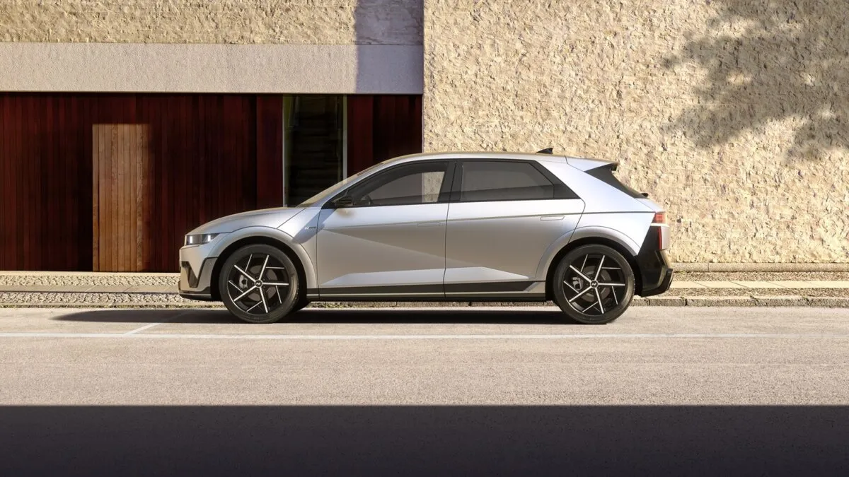 Hyundai IONIQ 5 MY27: più tecnologia, nuovi allestimenti e gamma elettrica 5 Hyundai IONIQ 5 Model Year 2027