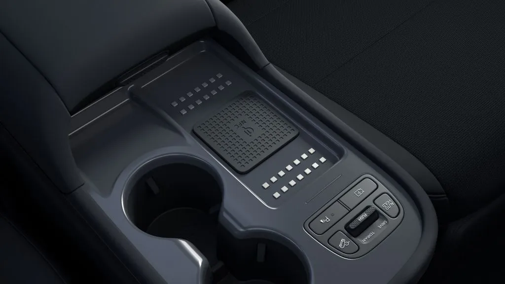 Hyundai IONIQ 9 MY2027: arriva l'allestimento Calligraphy Black Ink e una gamma ancora più completa 9 Hyundai IONIQ 9 Calligraphy Black Ink