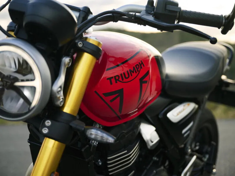 Moto Triumph Speed 400