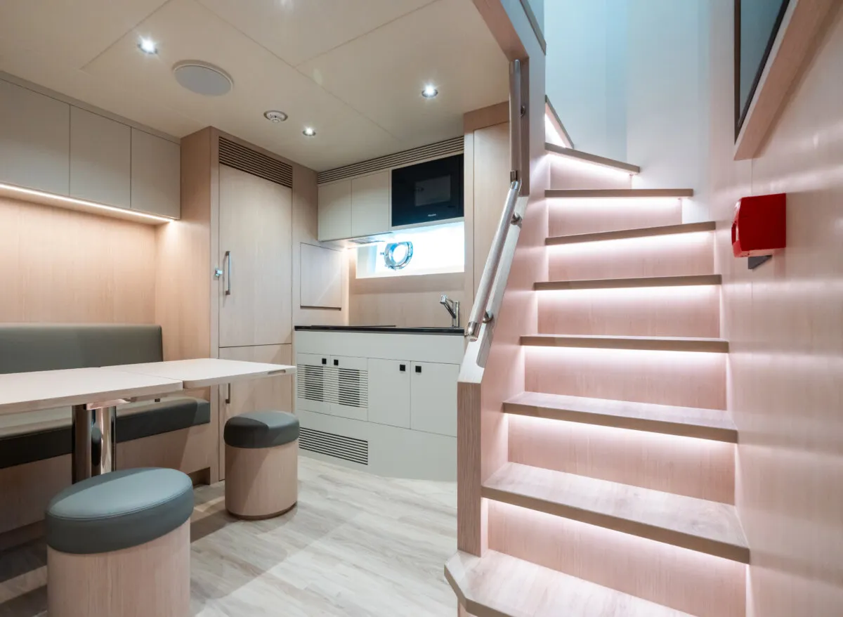 Horizon Yachts FD100 Tri-Deck