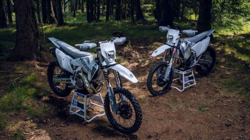 moto Enduro Husqvarna TE 300 Pro e FE 350 Pro